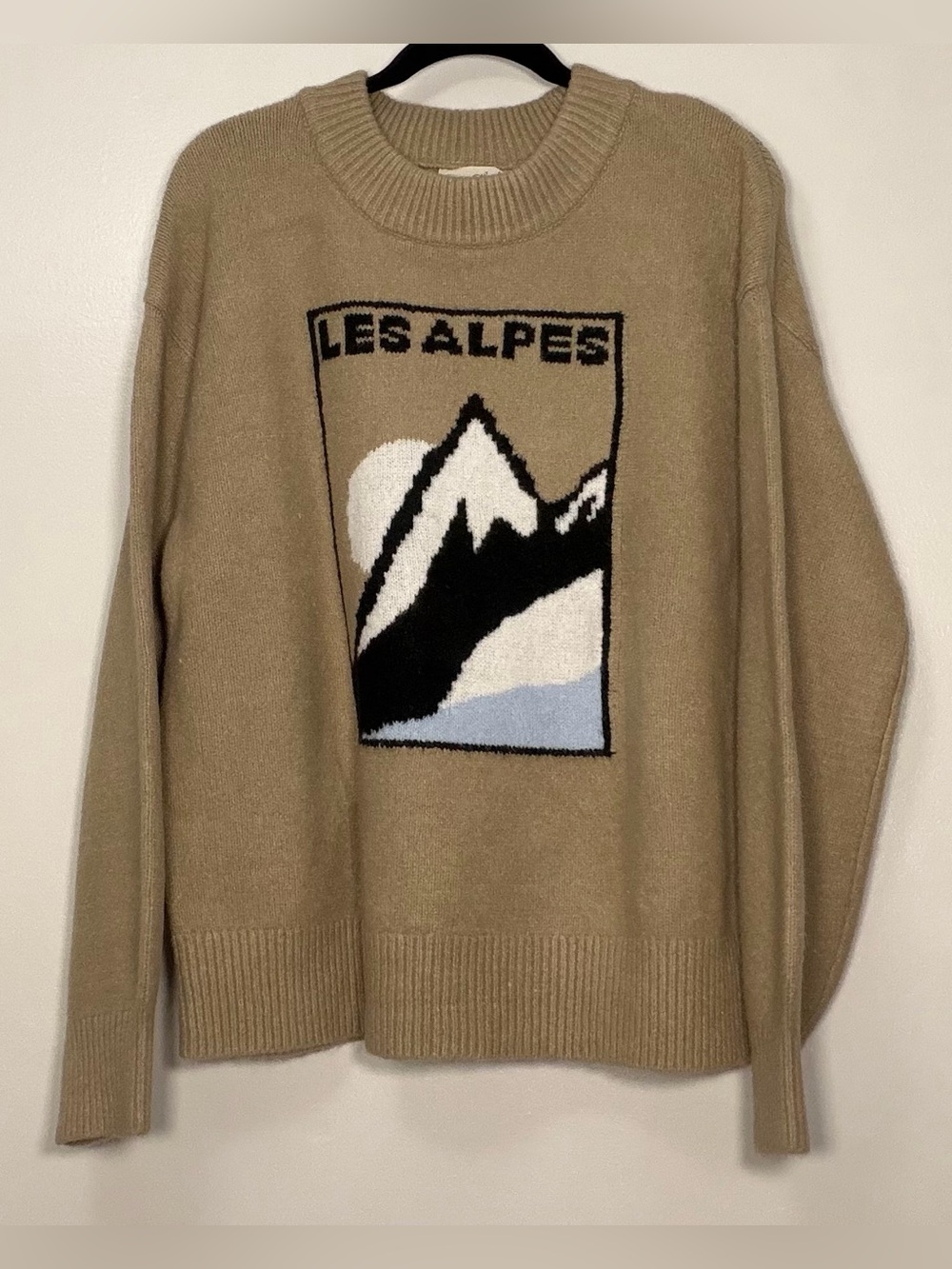 NWOT Universal Thread Taupe Crewneck Sweater with Mountain Graphic